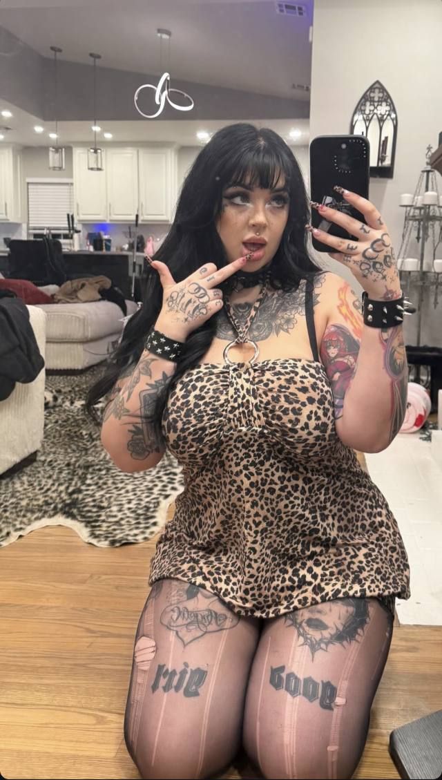 Are you craving something sweet, soft… and just a little sinful?😈💦 - Image 2